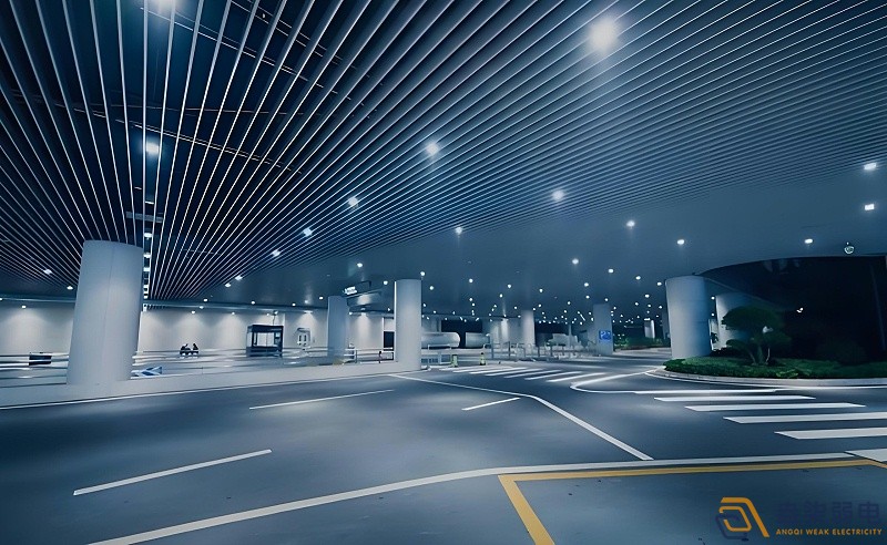 在地下車庫，看燈光如何綠色“智”變？
