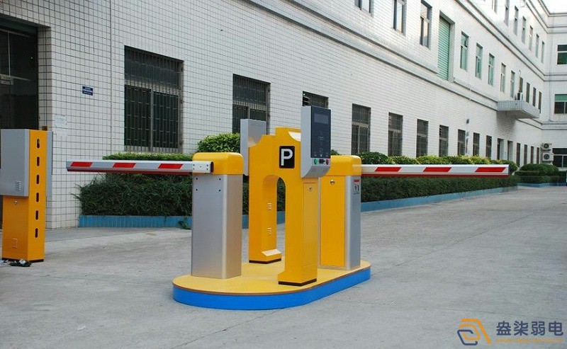 工廠停車道閘價格受哪些因素影響？